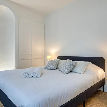 Apartment Berenice Elegant F3 Avec Emplacement Privilegie *