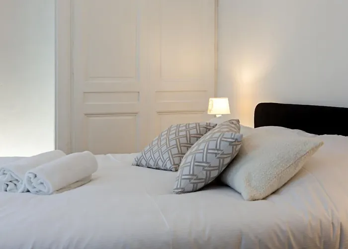 Apartment Berenice Elegant F3 Avec Emplacement Privilegie Rouen